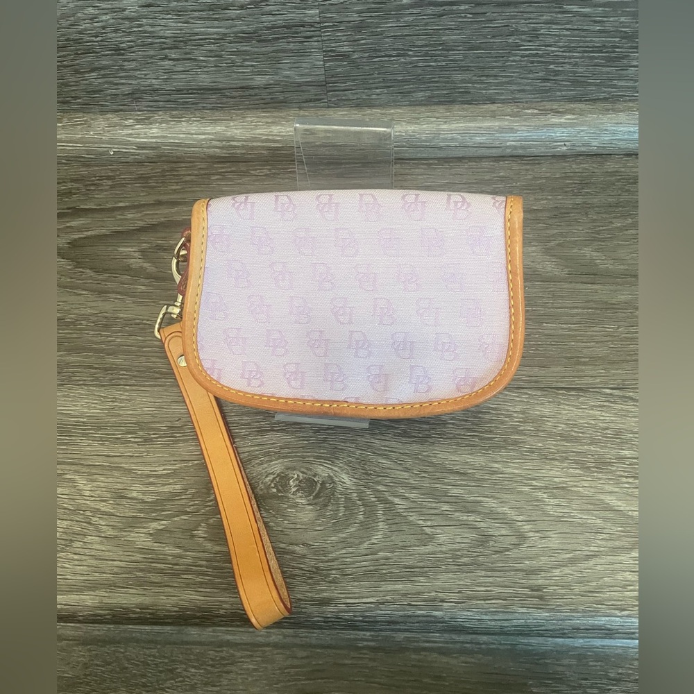 Dooney & Bourke Wristlet with Tan Trim - Picture 6 of 7